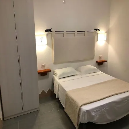 Sa Domo De Rosa Bed & Breakfast Budoni