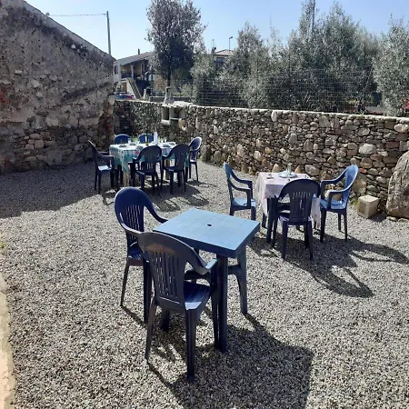 Sa Domo De Rosa 4* بودوني