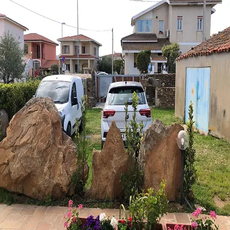 Bed & Breakfast Sa Domo De Rosa