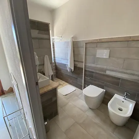 Sadomo De Rosa Bed and breakfast Budoni